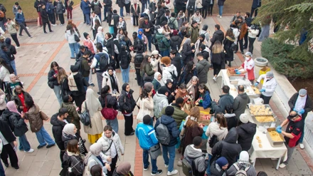 S.Ü’de Üç Ayların Coşkusu: Öğrencilere "Şivlilik" İkramı